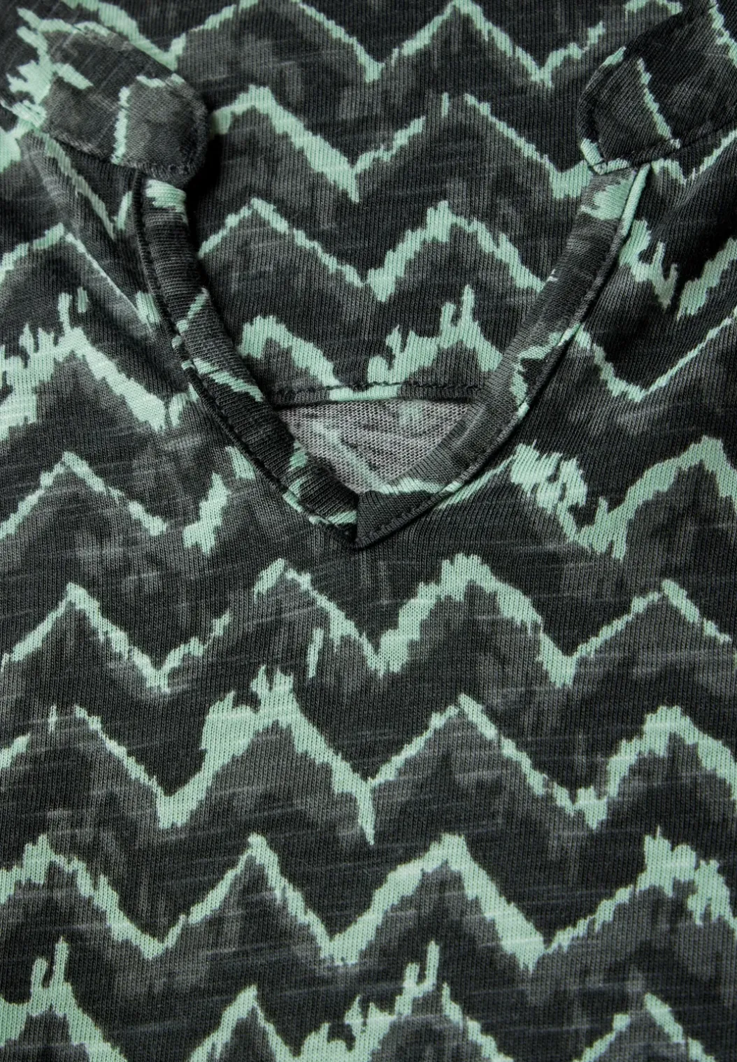 Shirt met minimale print