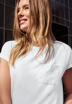 Shirt met ronde hals en kanten zakje