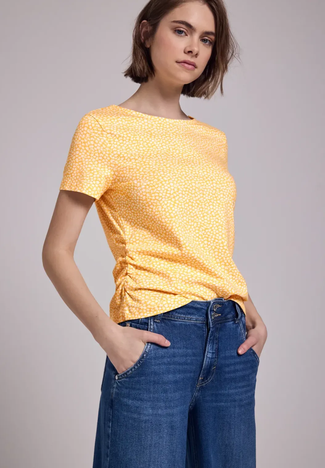 Shirt met ruguitsnijding