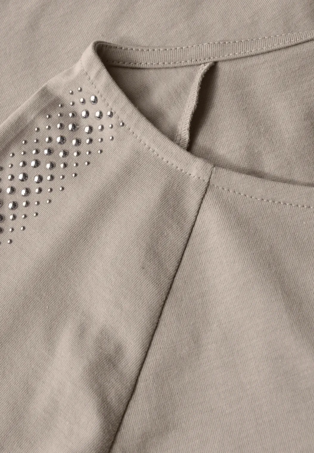 Shirt met schouderdetail