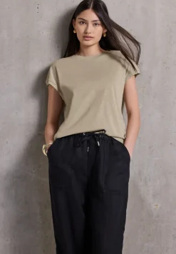 Shirt met schouderdetail