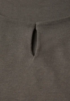 Shirt met uitsnijding