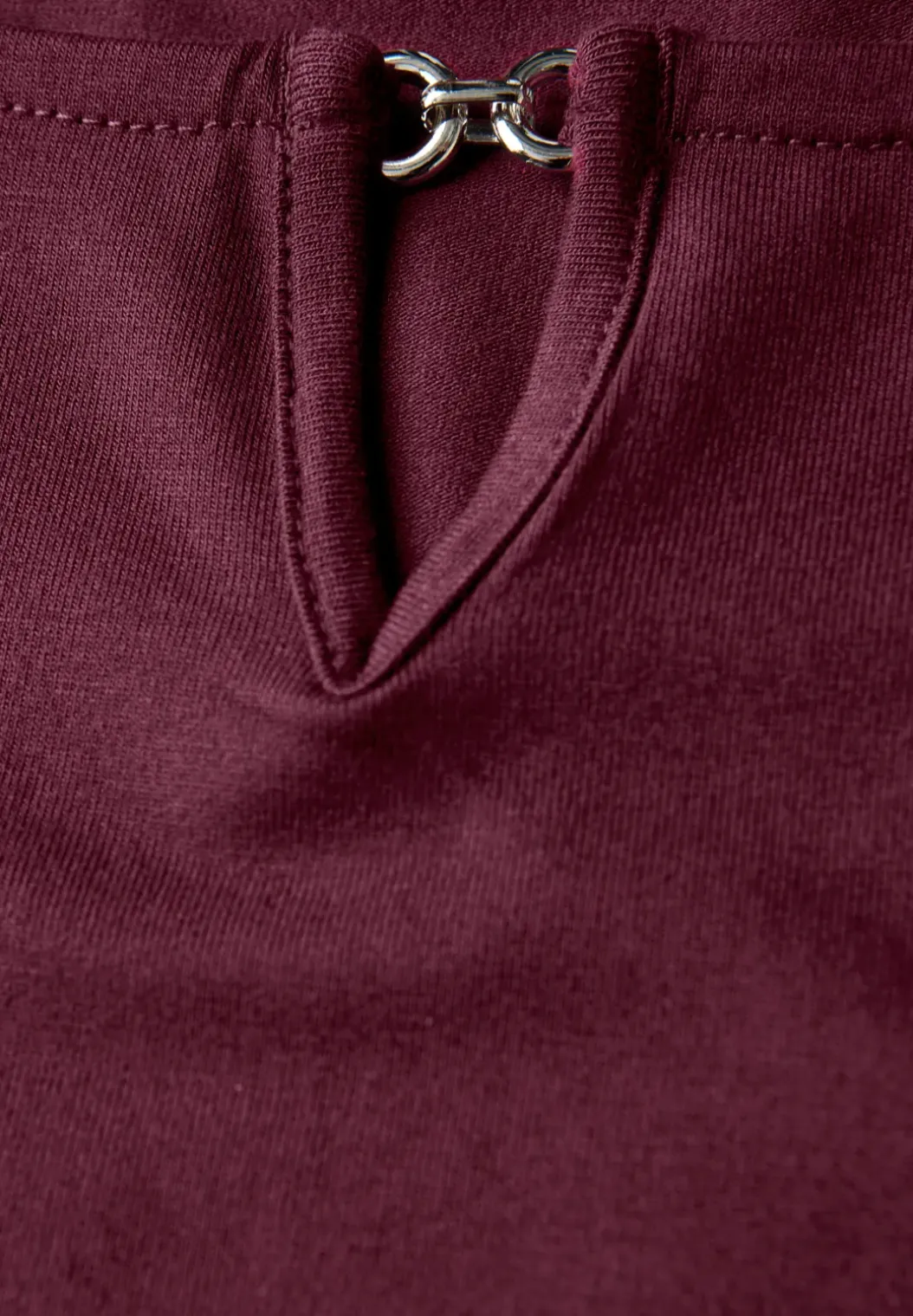 Shirt met uitsnijding