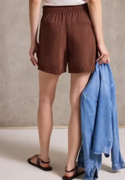 Shorts in effen kleur
