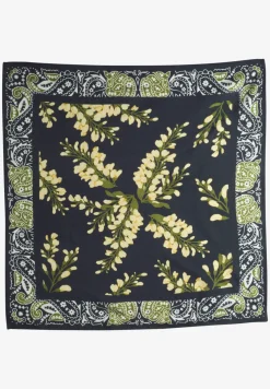 Sjaal met bloemenpatroon