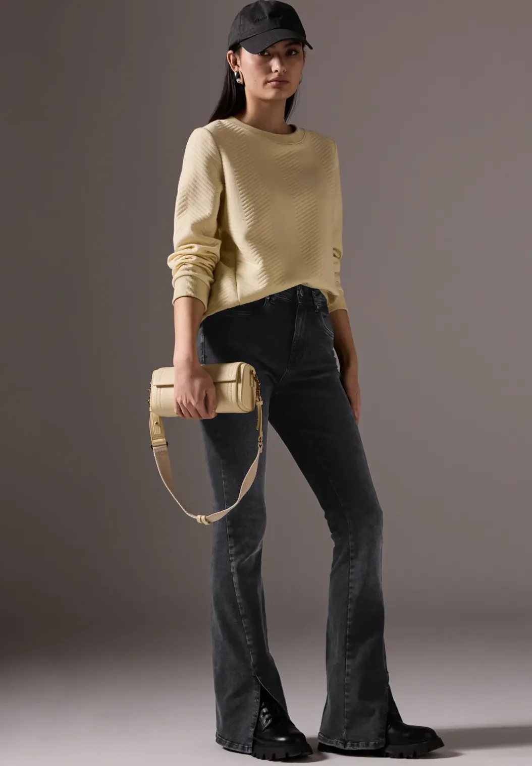 Skinny flared jeans