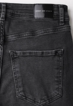 Skinny flared jeans