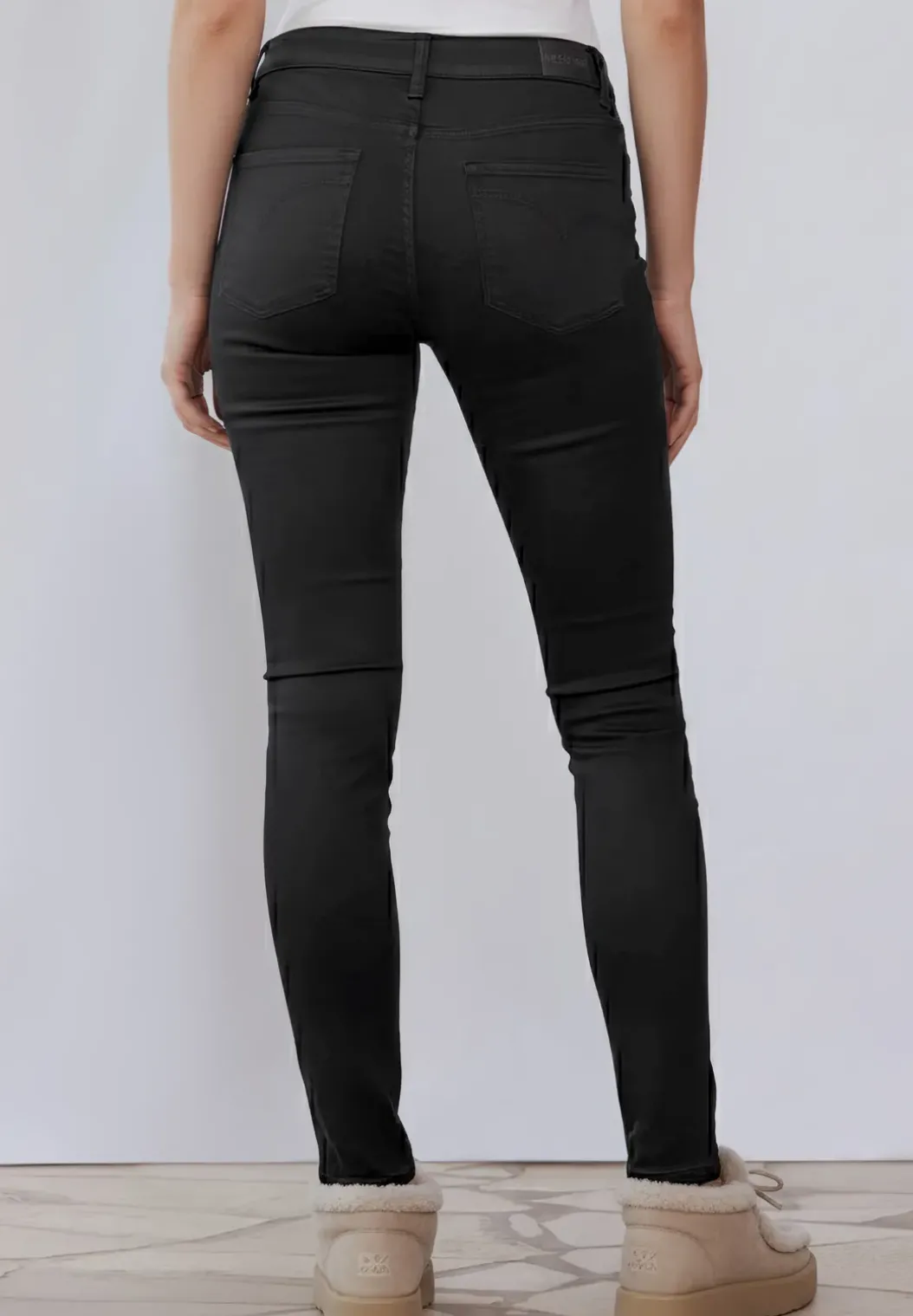 Slim Fit broek met coating