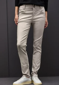 Slim Fit gecoate broek