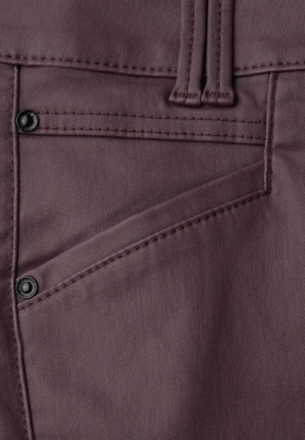 Slim Fit gecoate broek