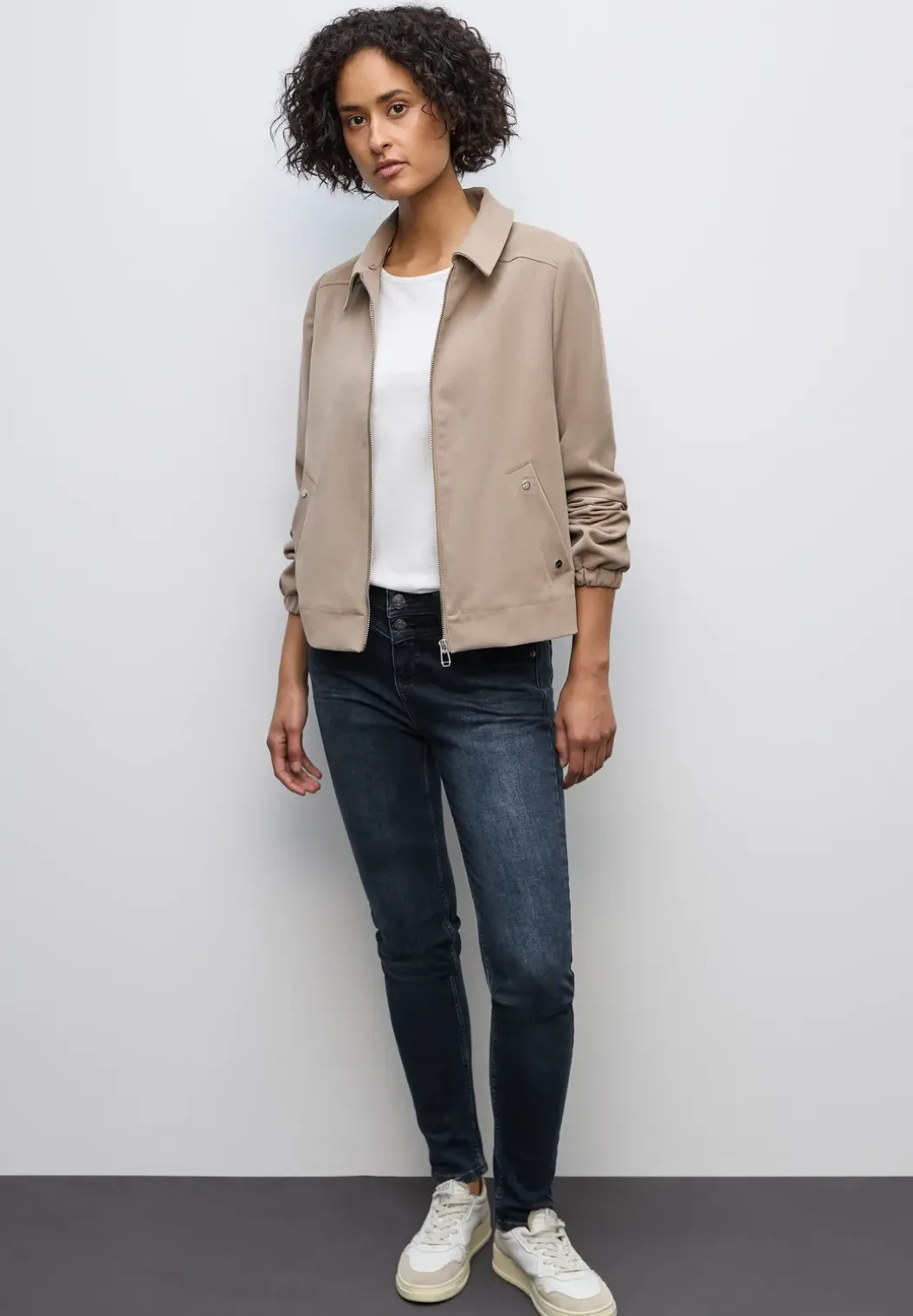 Slim Fit jeans