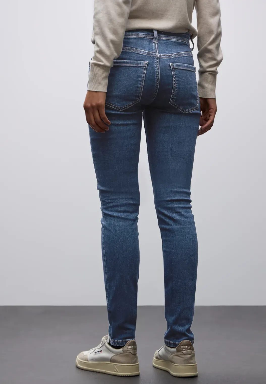 Slim Fit jeans