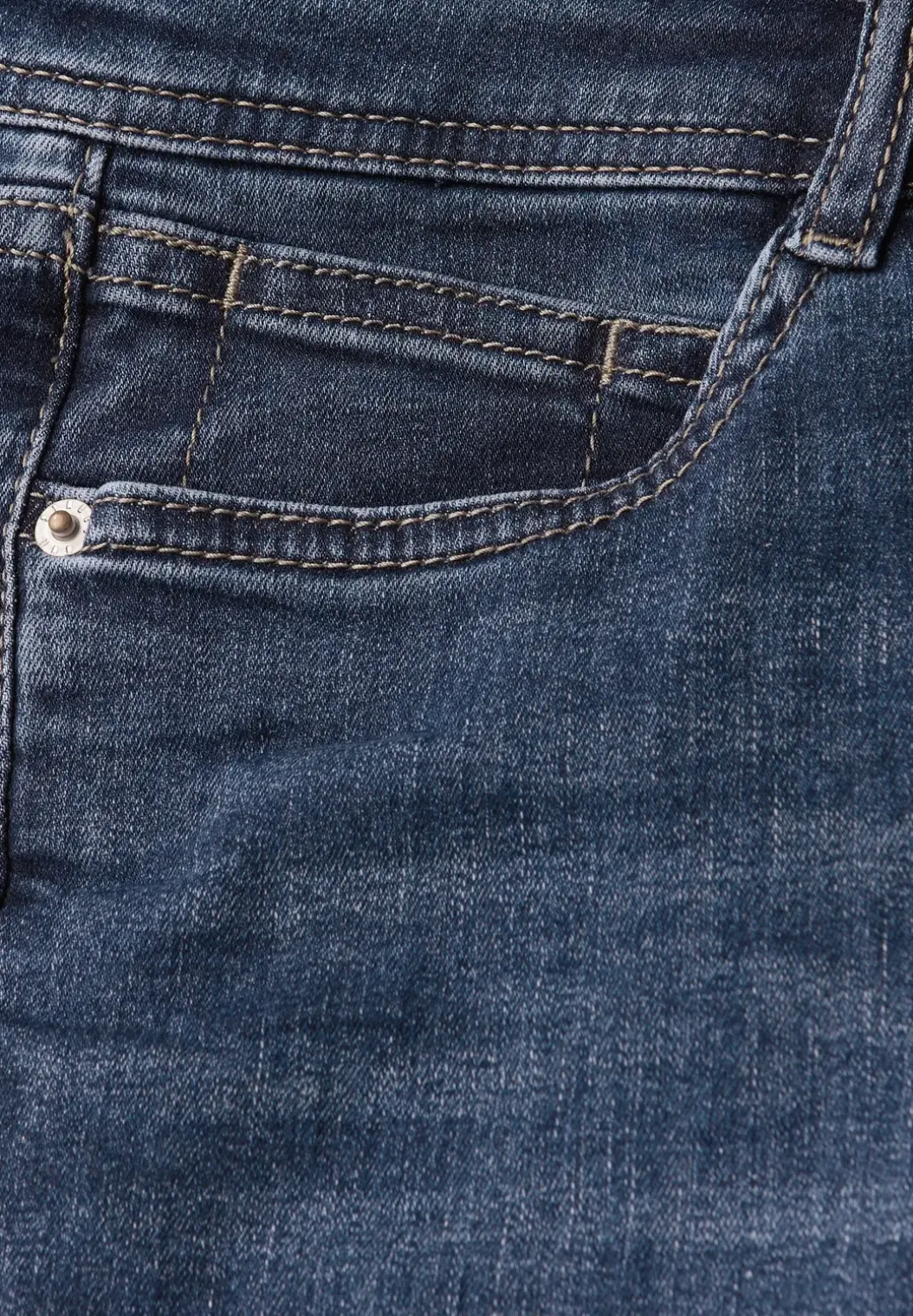 Slim Fit jeans