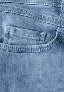 Slim Fit jeans