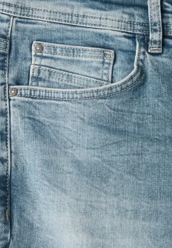 Slim Fit jeans