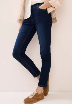Slim Fit jeans