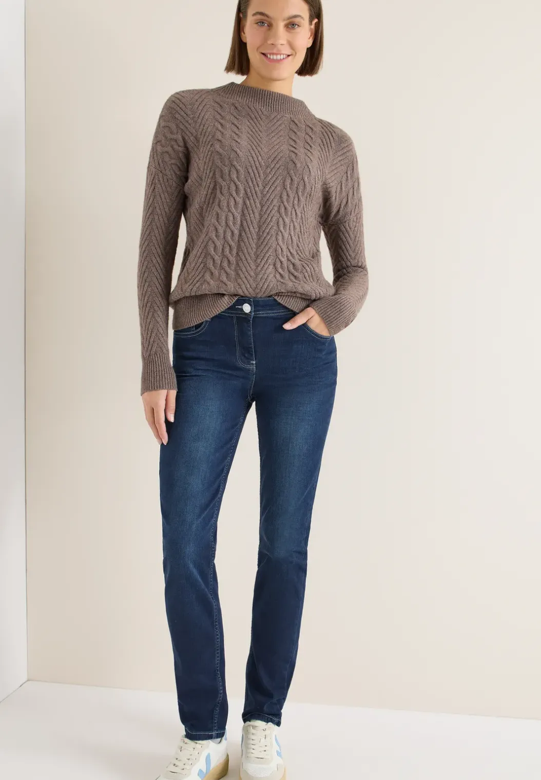 Slim Fit jeans