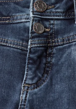 Slim Fit jeans