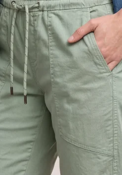 Slim legs broek in lichtgewicht kwaliteit