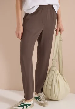 Slim Legs broek in Loose Fit met structuur