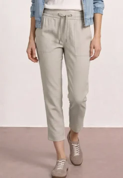 Slim legs in gemêleerde look