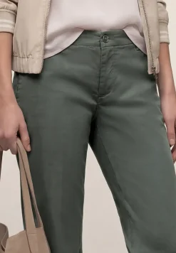 Straight Legs chino's in een casual pasvorm