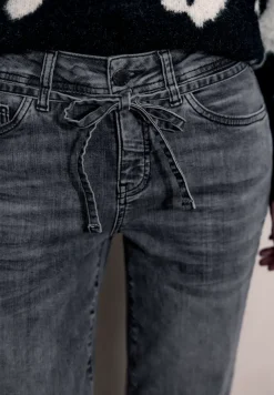 Straight Legs jeans
