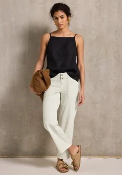 Straight Legs jeans