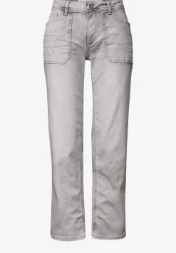 Straight Legs jeans