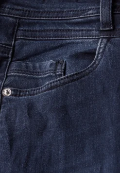 Straight Legs jeans