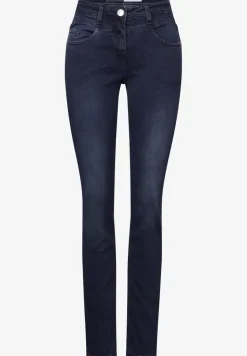 Straight Legs jeans