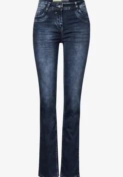 Straight Legs jeans