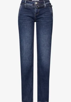 Straight Legs jeans