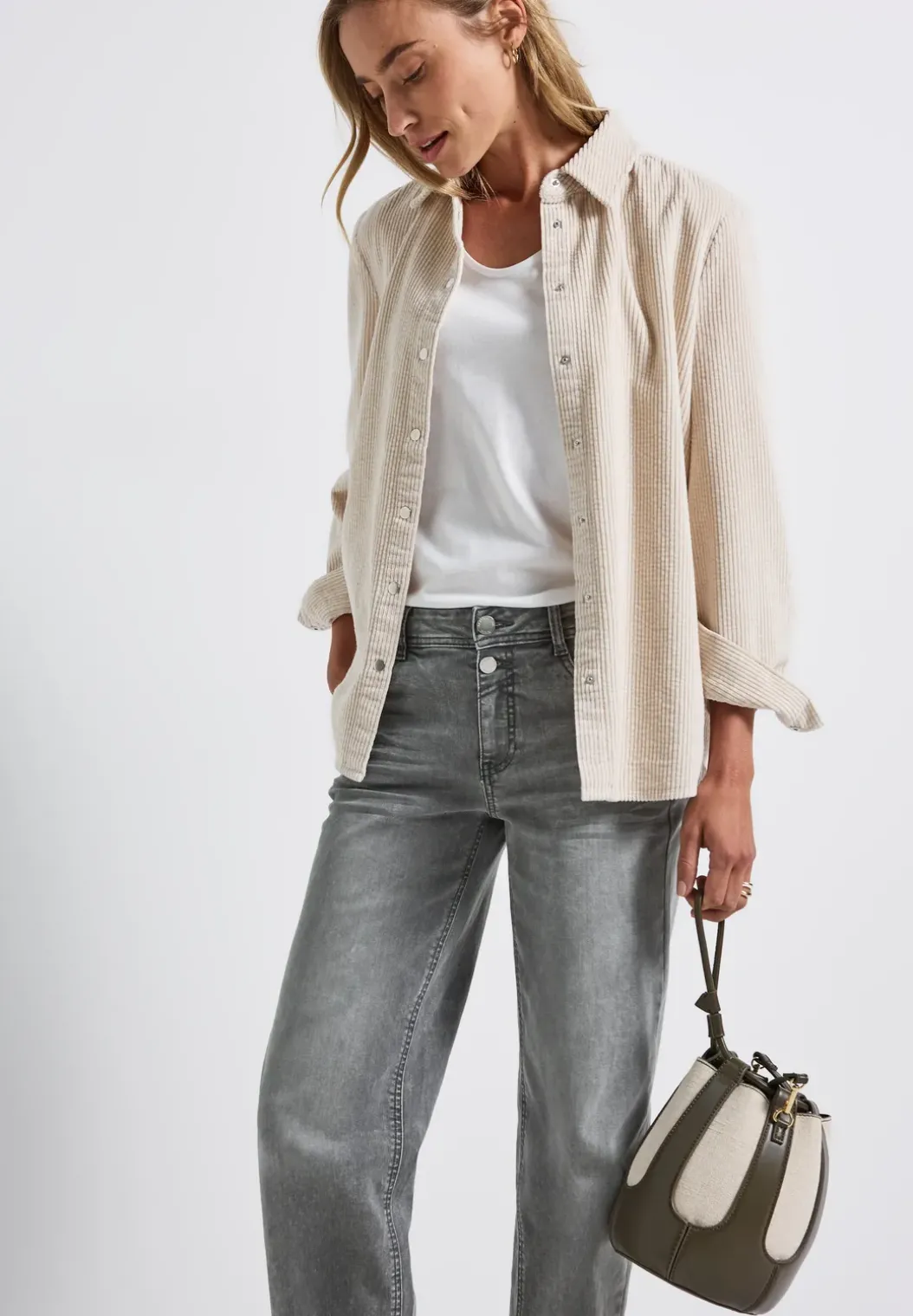 Straight Legs jeans