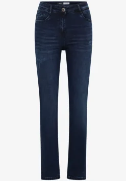 Straight Legs jeans