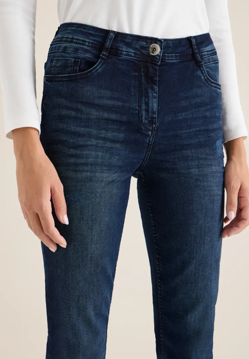 Straight Legs jeans