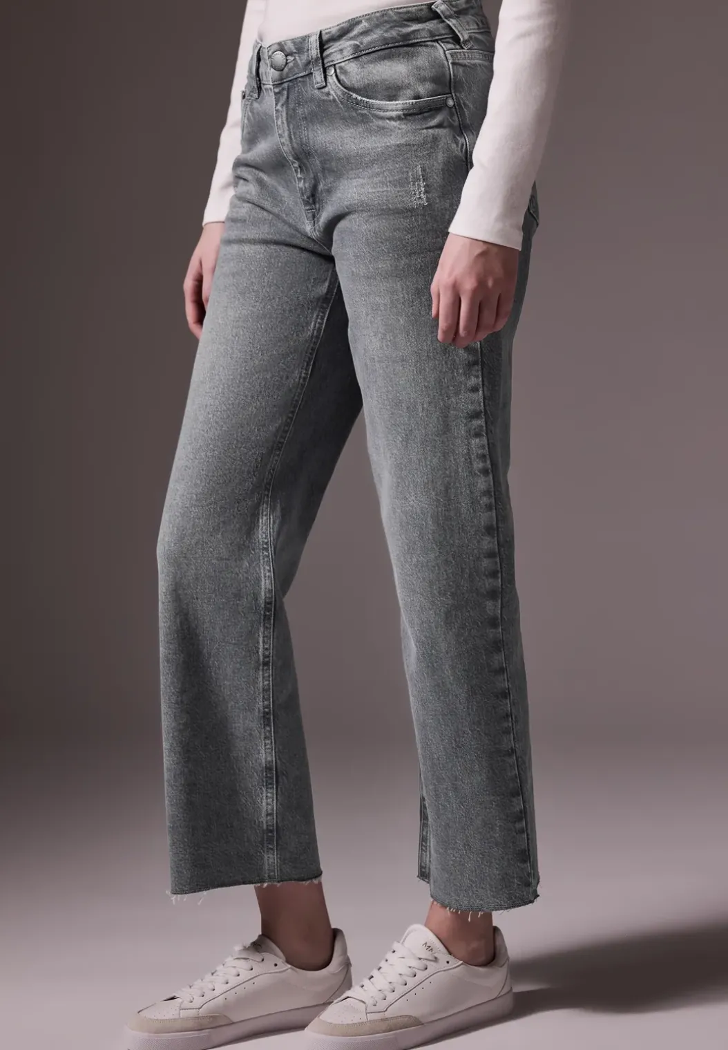 Straight Legs jeans
