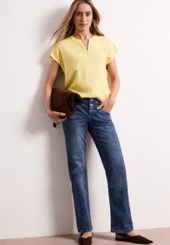 Straight Legs jeans