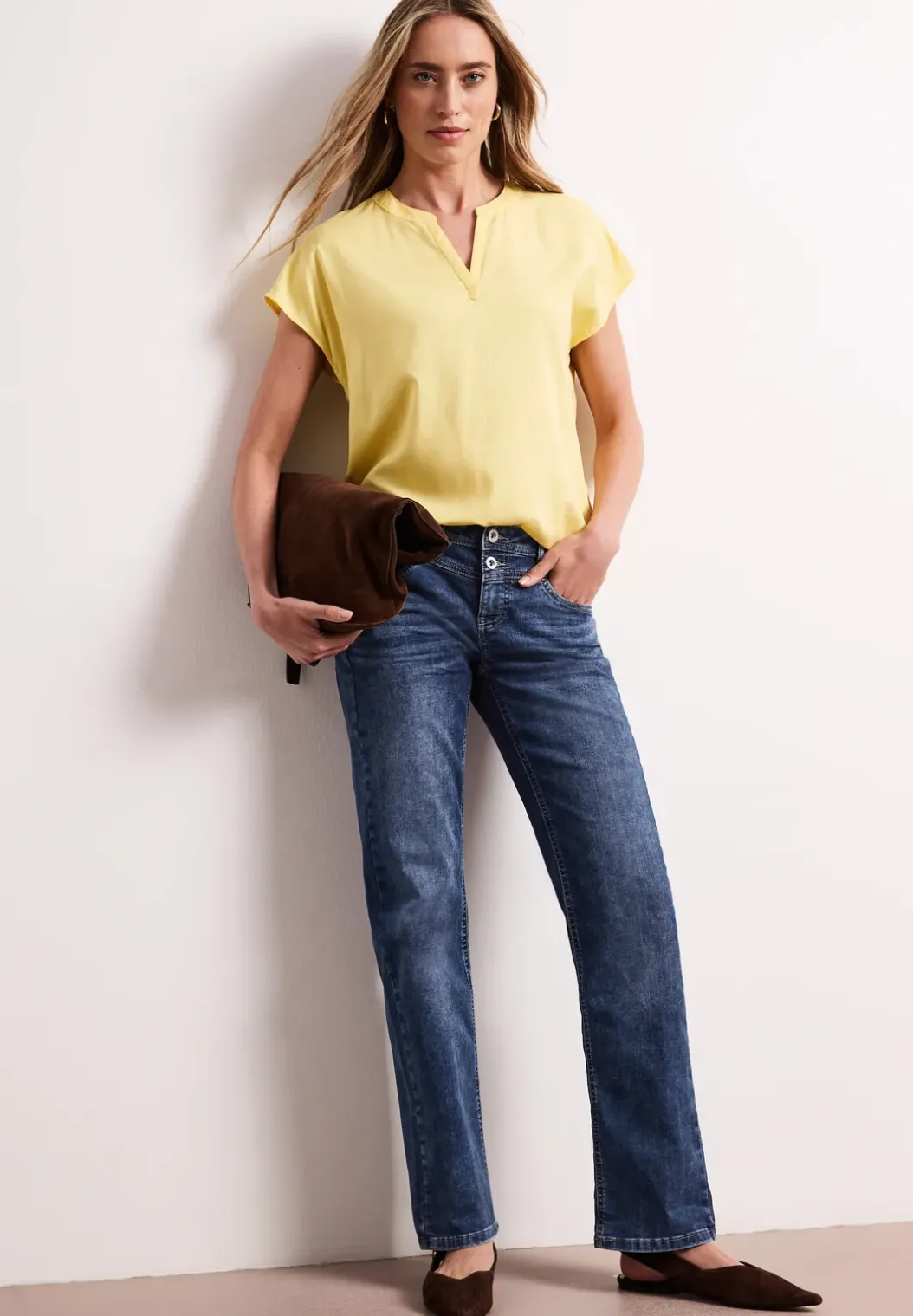 Straight Legs jeans