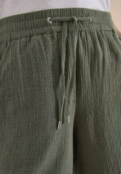 Straight Legs shorts van mousseline