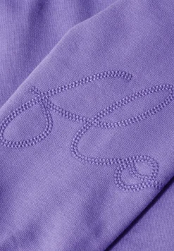 Sweater met borduursel