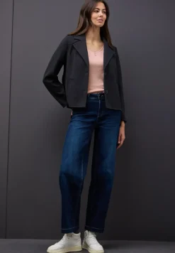 Top met knoopdetail