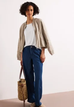 Top met ronde hals en schouderdetails