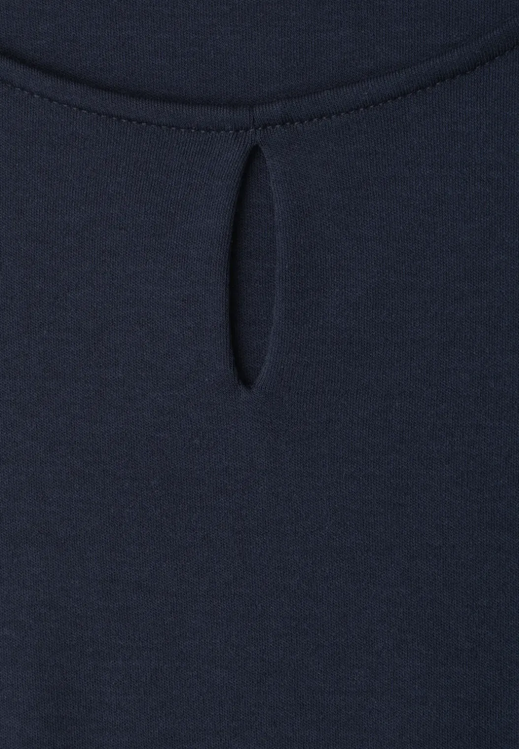 Top met ronde hals en uitgesneden detail