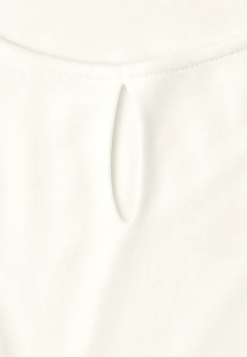 Top met ronde hals en uitgesneden detail
