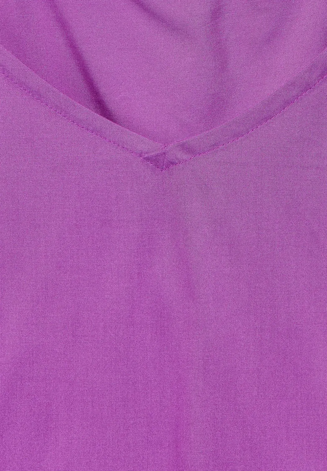 T-shirt blouse
