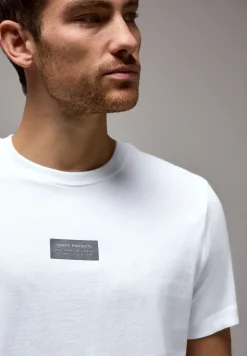T-shirt met kleine opdruk