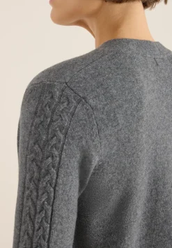 Vest met gebreide details