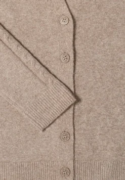 Vest met gebreide details