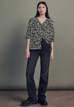 V-hals blouse met knopen